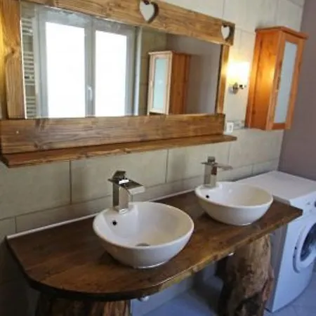 De La Lombarde Hébergement de vacances